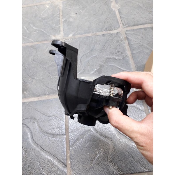 Đèn gầm Cruze, laceti nhập