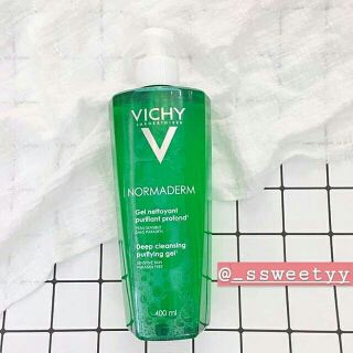 Sữa rửa mặt vichy