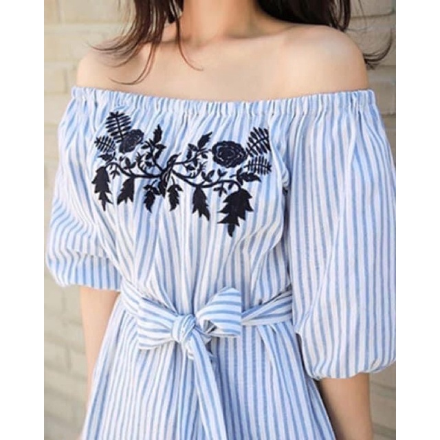 Đầm bẹt vai thêu A245