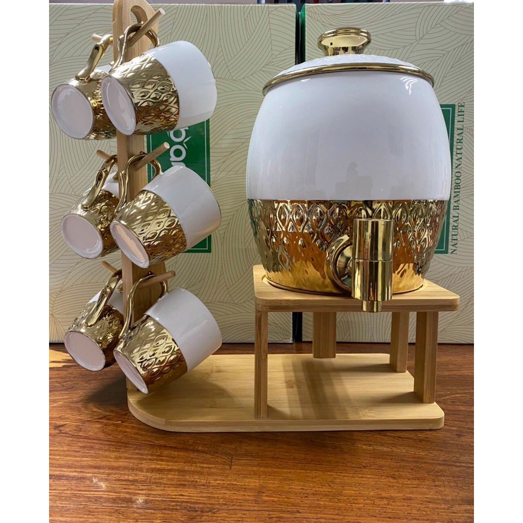 Bộ bình trả bom, đựng nước uống gốm sứ cao cấp có vòi, có 6 cốc vát và giá treo cốc, sang trọng, phong cách Châu Âu