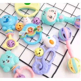 Bộ đồ chơi lục lạc 7 món cầm tay các nhân vật ngộ nghĩnh, vui nhộn dành cho bé, lục lạc cho bé giúp bé tập cầm nắm