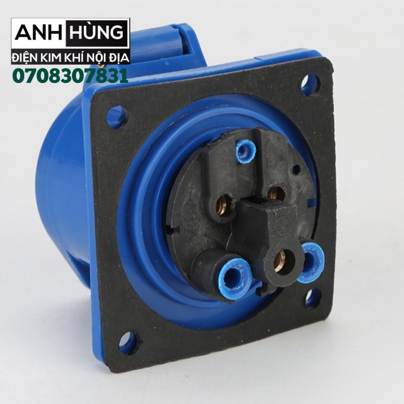 Ổ Cắm Công Nghiệp EBCEE Gắn Tủ Type EB 113 Loại 1 Pha 16A 3 Chấu