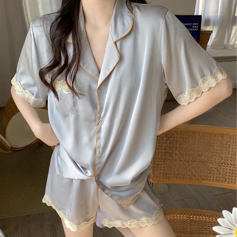 Set pijama lụa satin ngắn, hoạ tiết phối ren, màu xanh pastel xinh xắn