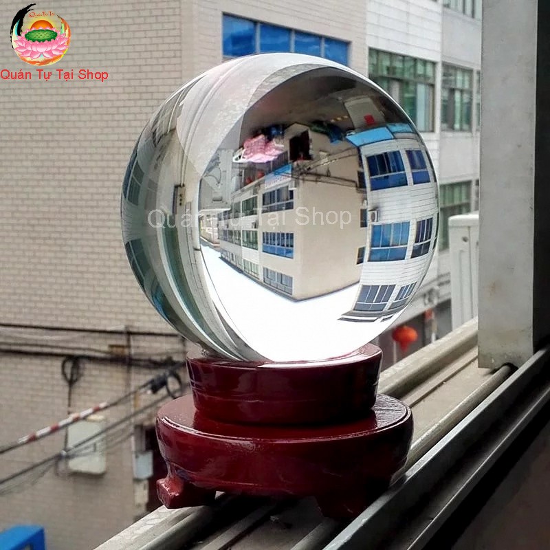 quả cầu pha lê