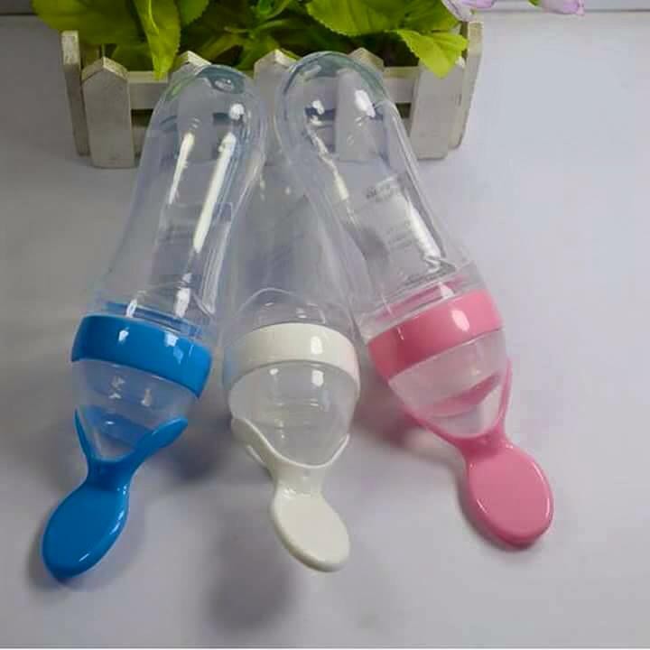 Bình ăn dặm silicon siêu mềm có thìa cho bé ăn bột, uống sữa tiện lợi