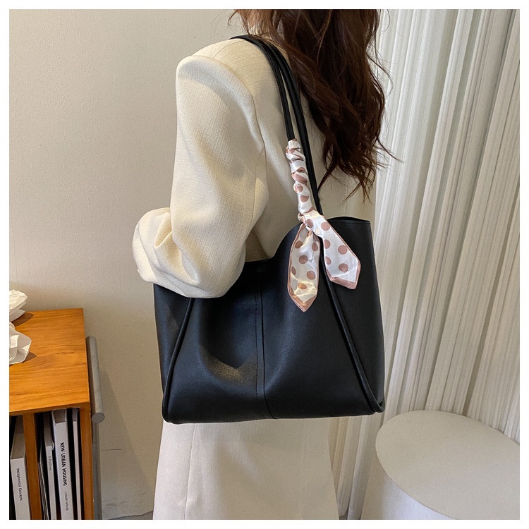 Túi Xách Đeo Vai Cỡ Lớn Thời Trang Thu Đông Cho Nữ