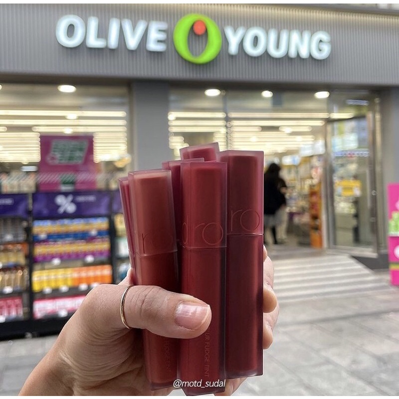 Son kem lì Romand Blur Fudge Tint full màu