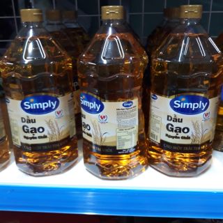 Simply dầu gạo nguyên chất 2L .