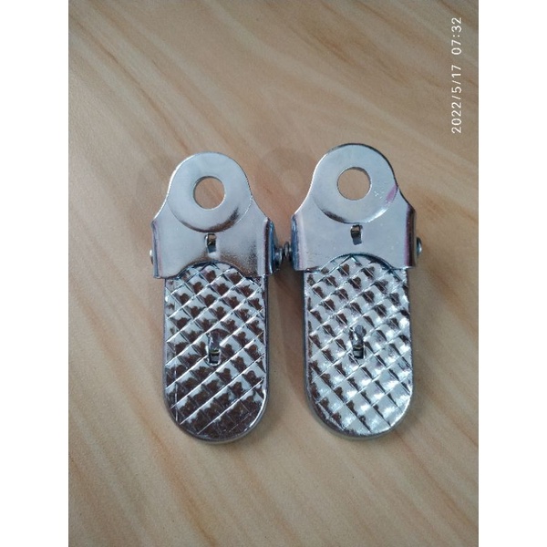Gác để chân gấp xe đạp