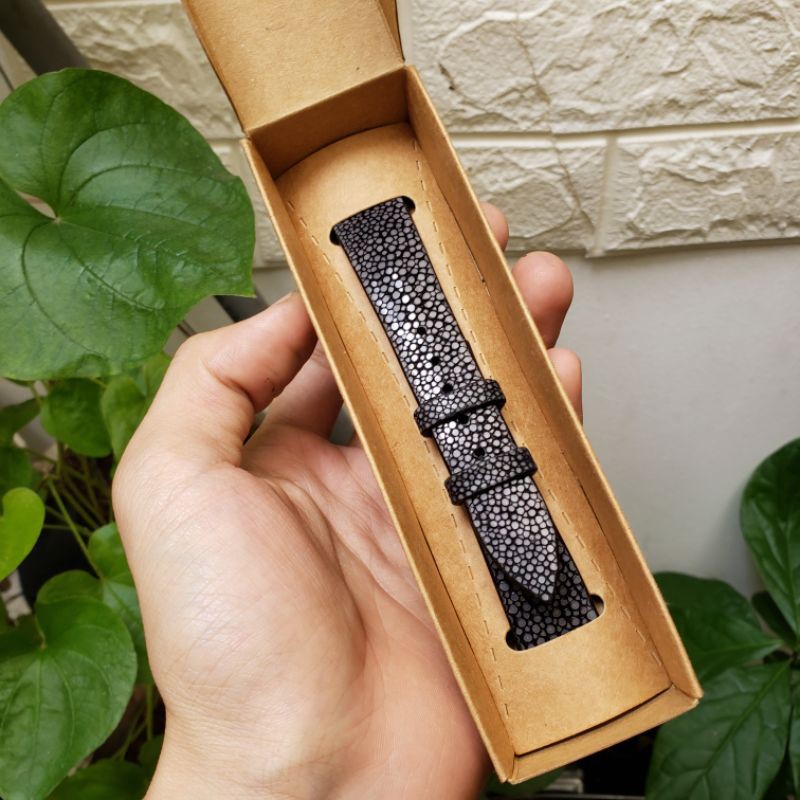 Dây đồng hồ swatch swiss da cá đuối