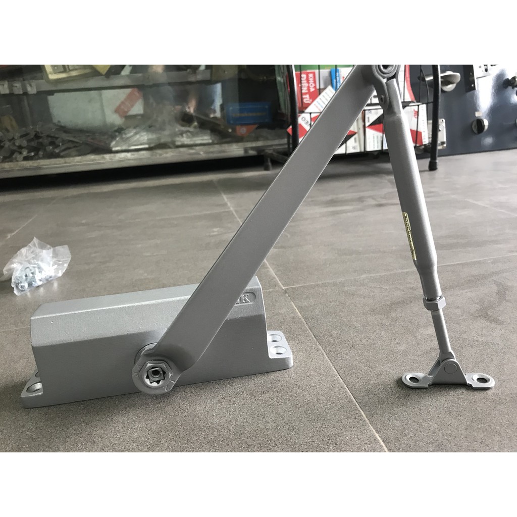 Tay co thuỷ lực Yank 800