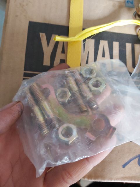 Bộ ốc lắp nhông sau 2 đầu ren