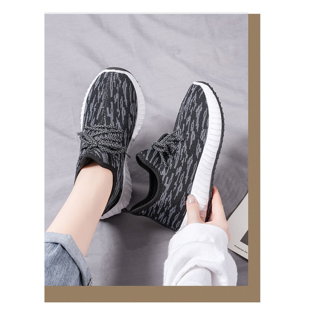 Giày Sneaker Nữ Thể Thao YZ Mềm Mại Co Dãn Form Ôm Chân