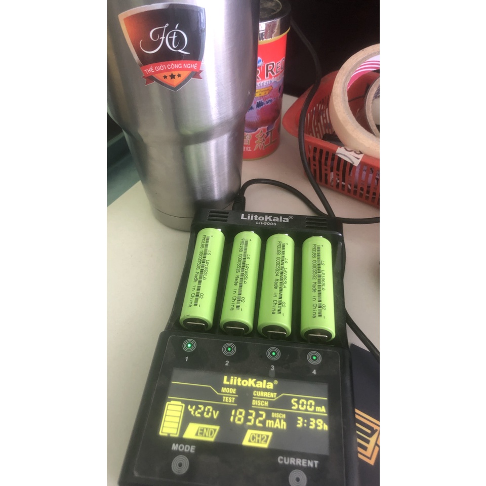 + Model: NCR18650B  PIN LS HÃNG  HP  .  Kiểu pin: 18650  + Điện áp trung bình 3.7V, sạc đầy 4.2V.  Dung lượng: 2200