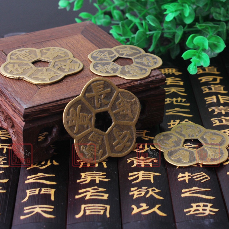 Đồng xu hoa mai phong thủy bằng đồng mang lại may mắn tài lộc bình an - TÔ TÂM QUANG