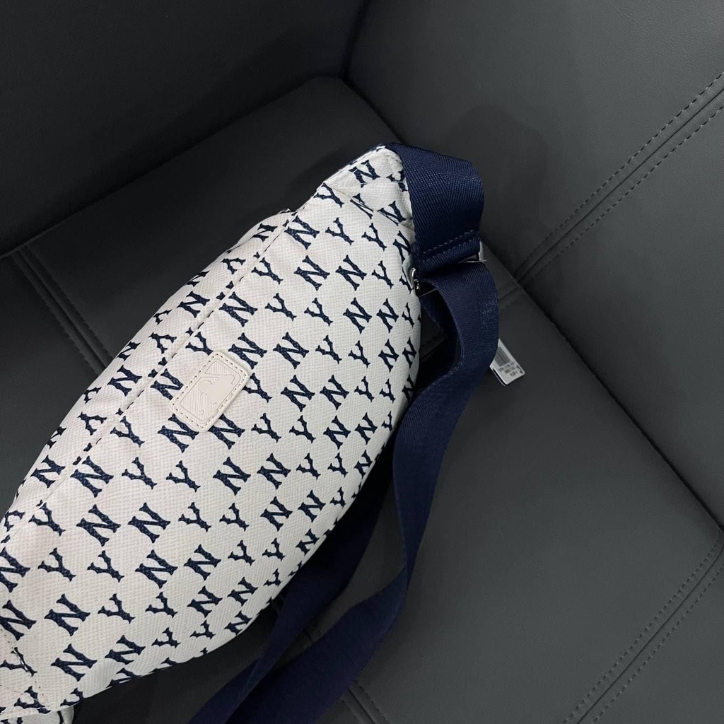 ✅  TÚI BAO TỬ MLB MONOGRAM HIP SACK NEW YORK YANKEES WHITE  BÁN CHẠY SỐ 1 | CÓ SẴN