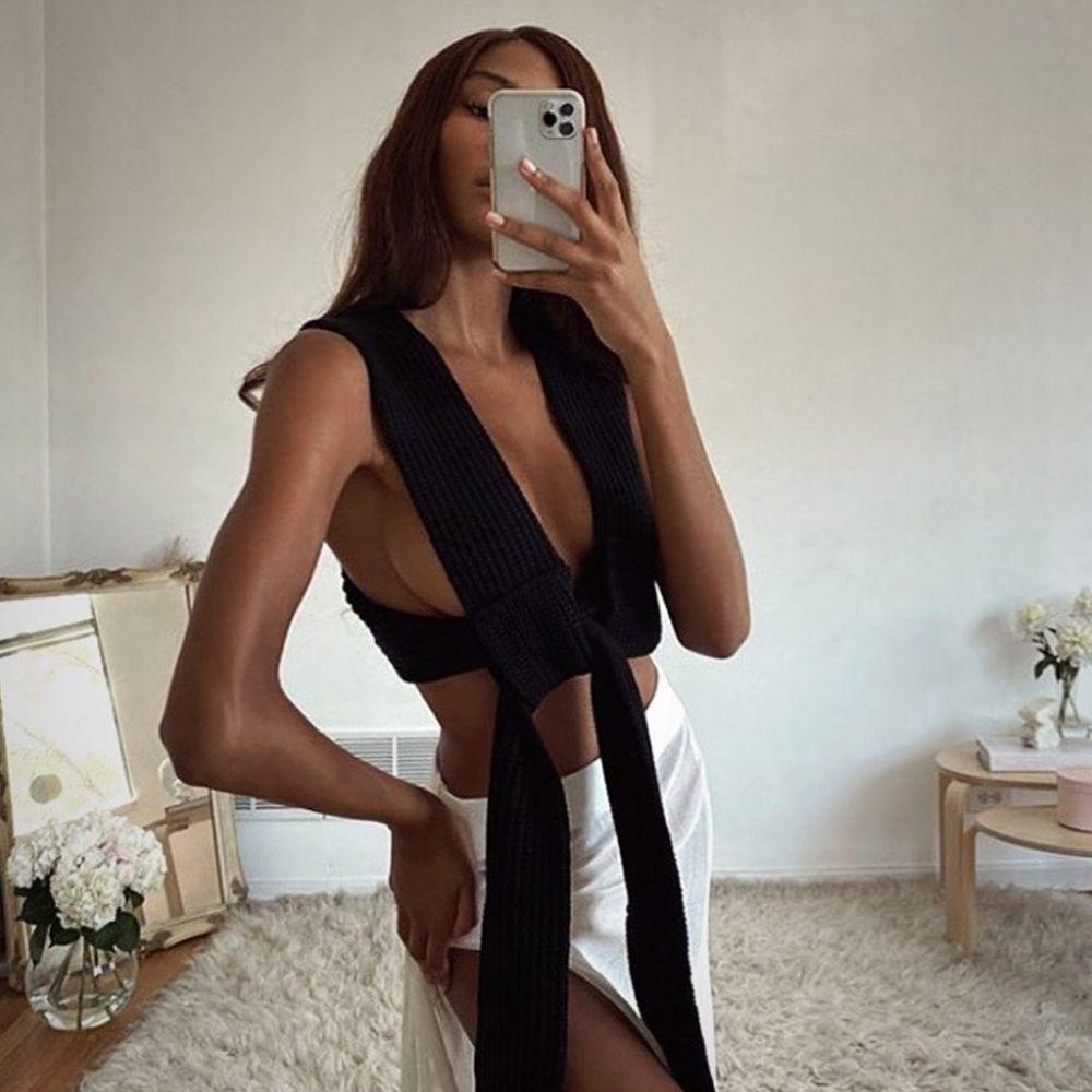 Áo Len Nữ Cộc Tay Cổ Tròn Thời Trang