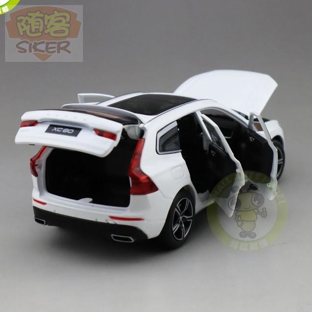 Mô Hình Xe Hơi Volvo XC60 Tỉ Lệ 1 / 32