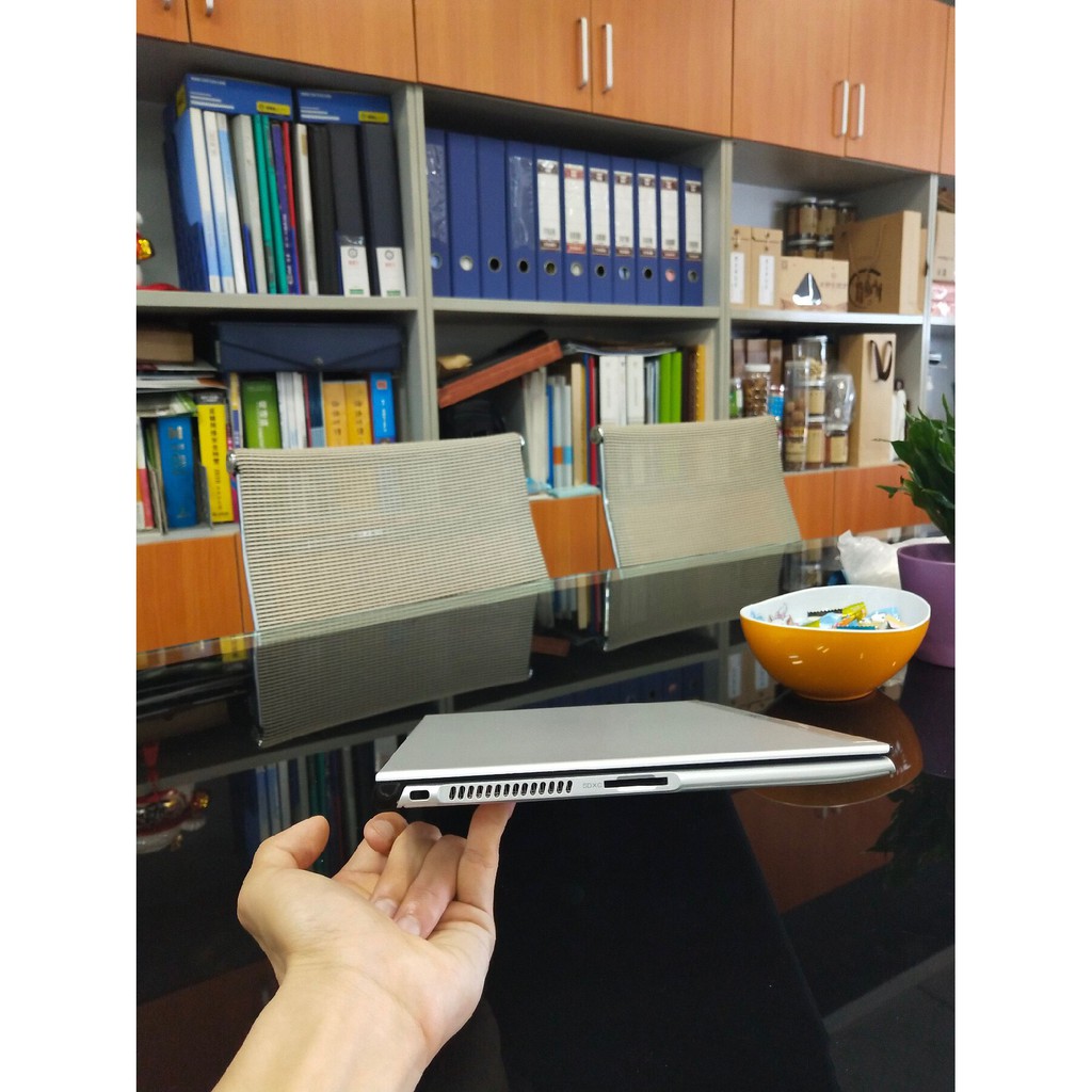 Laptop NEC VersaPro PC-VK18 Core i5-3337U, 4gb Ram,128gb SSD 13.3inch HD, vỏ magie siêu bền