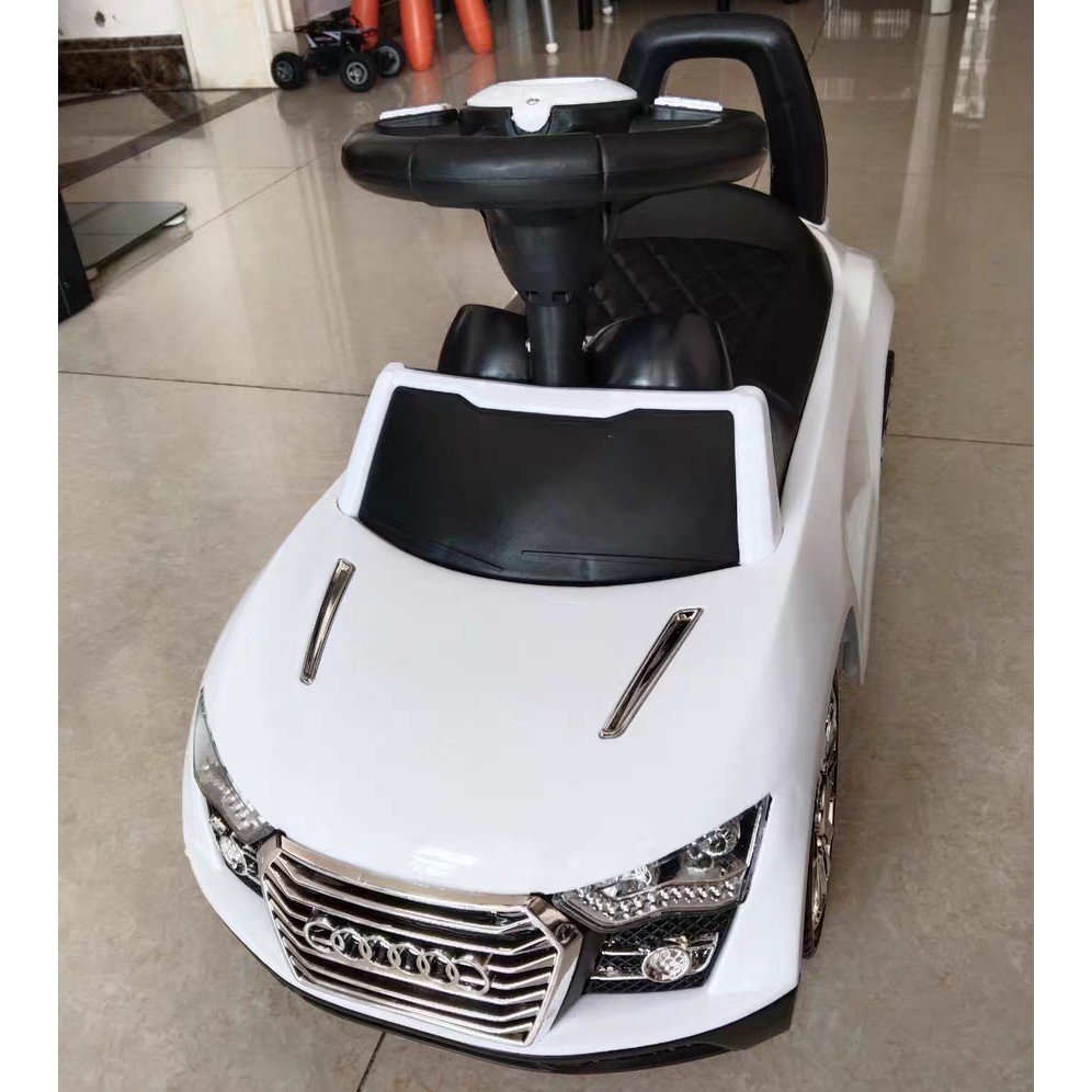 [Chính hãng] Xe chòi chân ô tô Audi HOLLA cho bé yêu thích tốc độ
