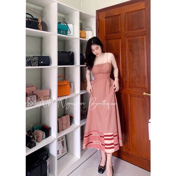 Đầm maxi hai dây đính cườm hoạ tiết, chữ, hoa nhiều màu có túi hai bên cao cấp