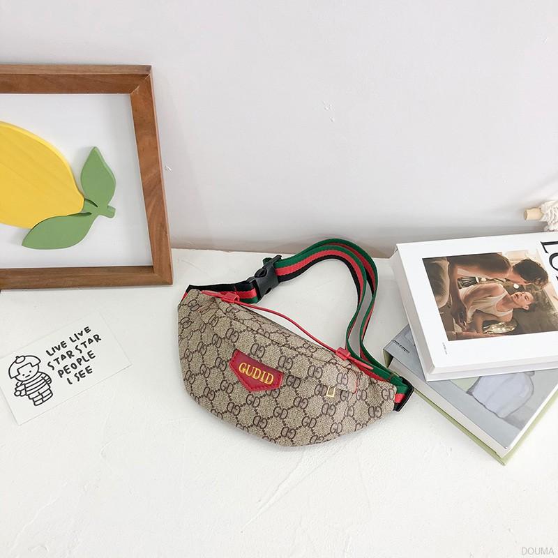 Túi Đeo Chéo Ngực Thời Trang Dễ Phối Đồ Cho Bé