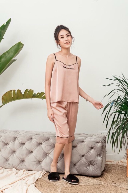 đồ ngủ bambi lụa satin 2day mới