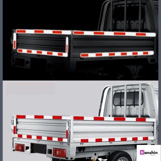 Miếng dán phản quang đỏ-trắng báo hiệu cho xe hơi, xe tải đi đêm giúp an toàn [Có Video]