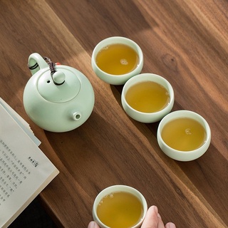 BỘ BÌNH TRÀ DU LỊCH 4 TÁCH KÈM TÚI CHỐNG SỐC