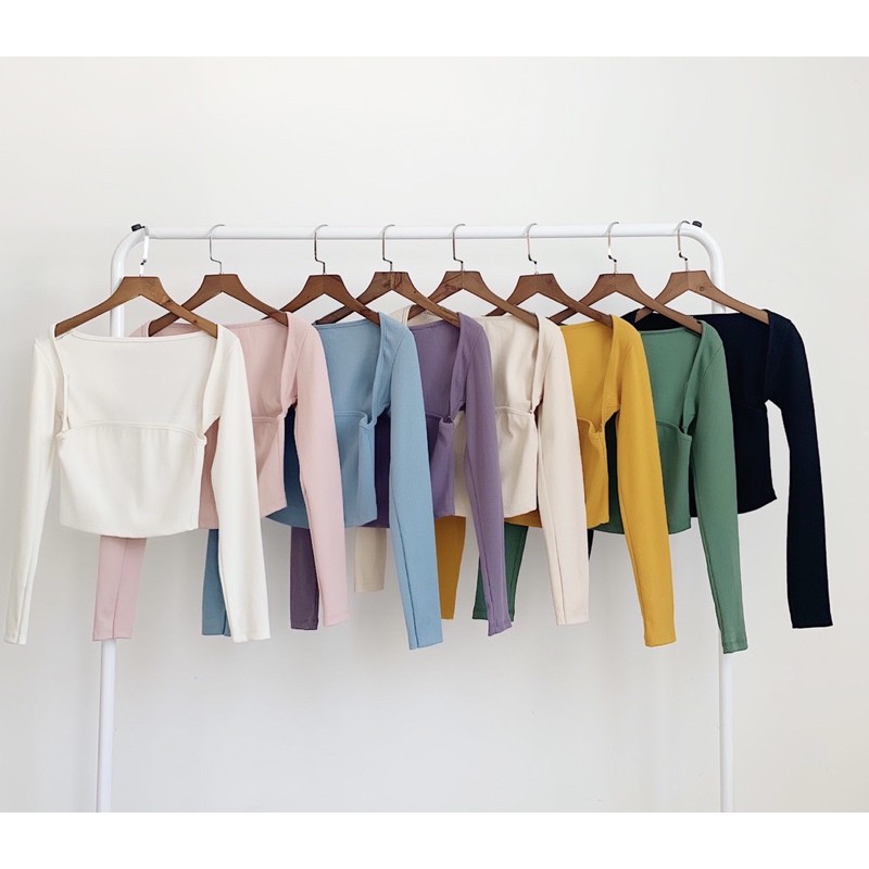 Áo Croptop Cut Sâu [Moment House]