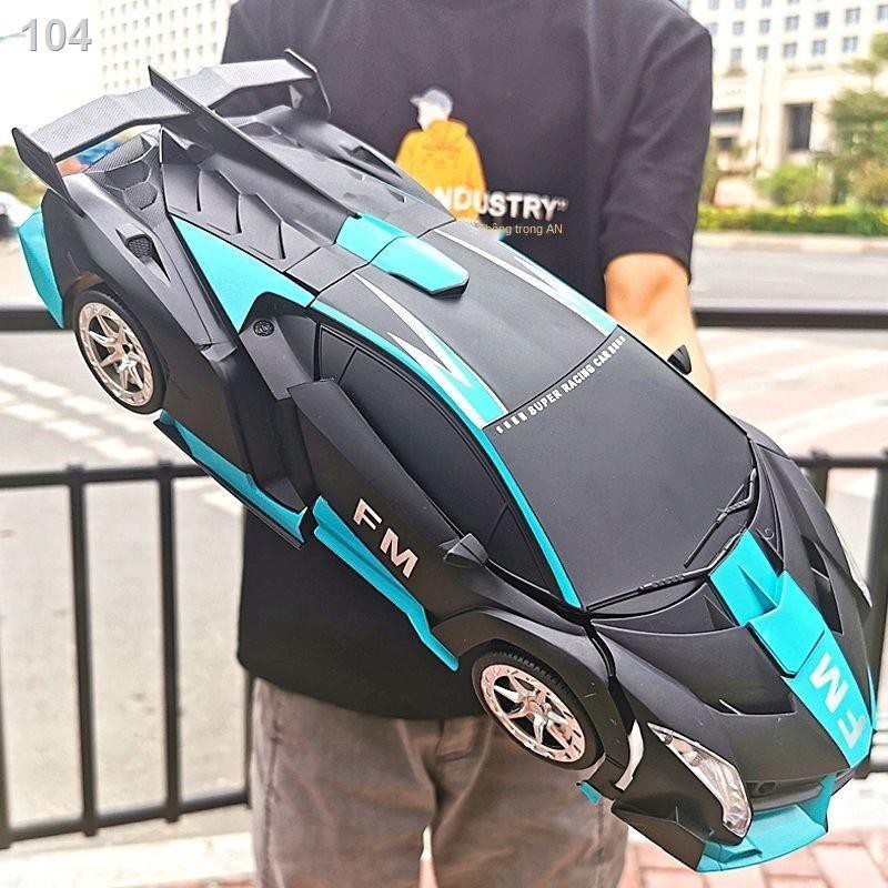 BÔ tô điều khiển từ xa biến dạng cảm ứng Robot King Kong sạc Lamborghini Xe đua lớn, nhỏ cậu bé, ô tô đồ chơi trẻ em