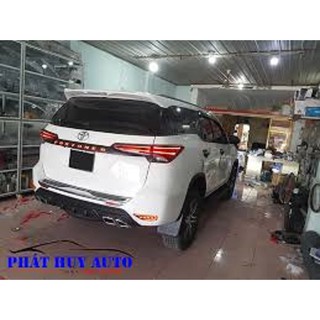 Ốp đèn sương mù, đèn gầm Toyota Fortuner 2017-2019-2020 - sau