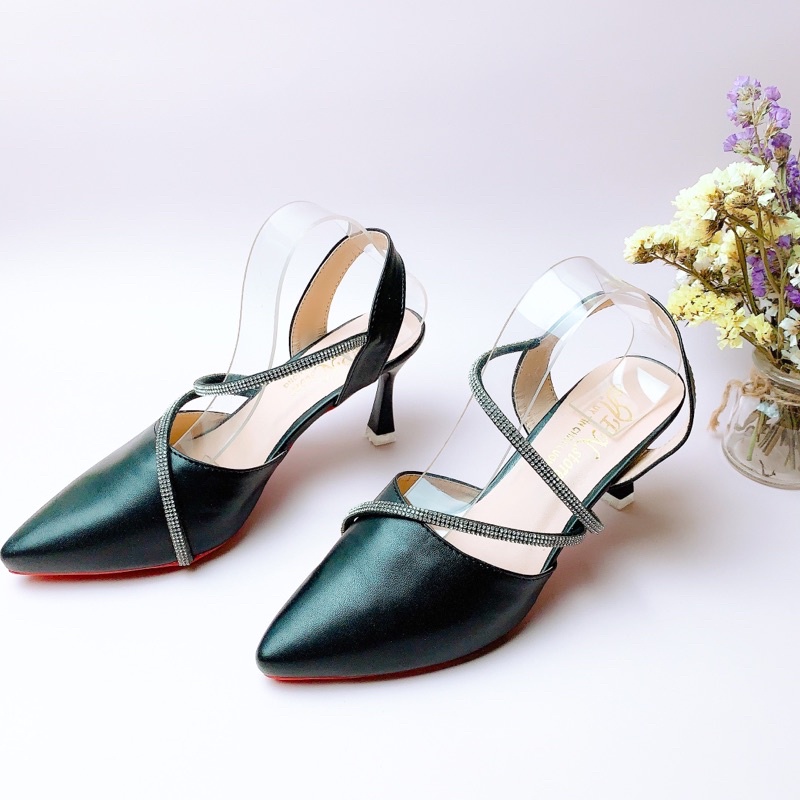 Giày cao gót nhọn 7p bít mũi dây xoàn chéo hông