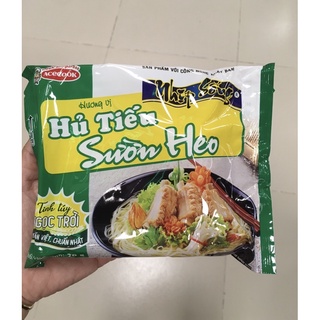 Hủ tiếu sườn heo