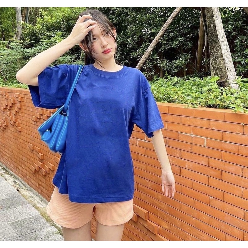 Áo thun BASIC TRƠN xanh coban FREESIZE chuẩn form đứng dáng