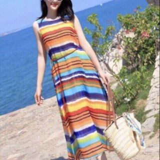 Đầm maxi cầu vồng 7 sắc