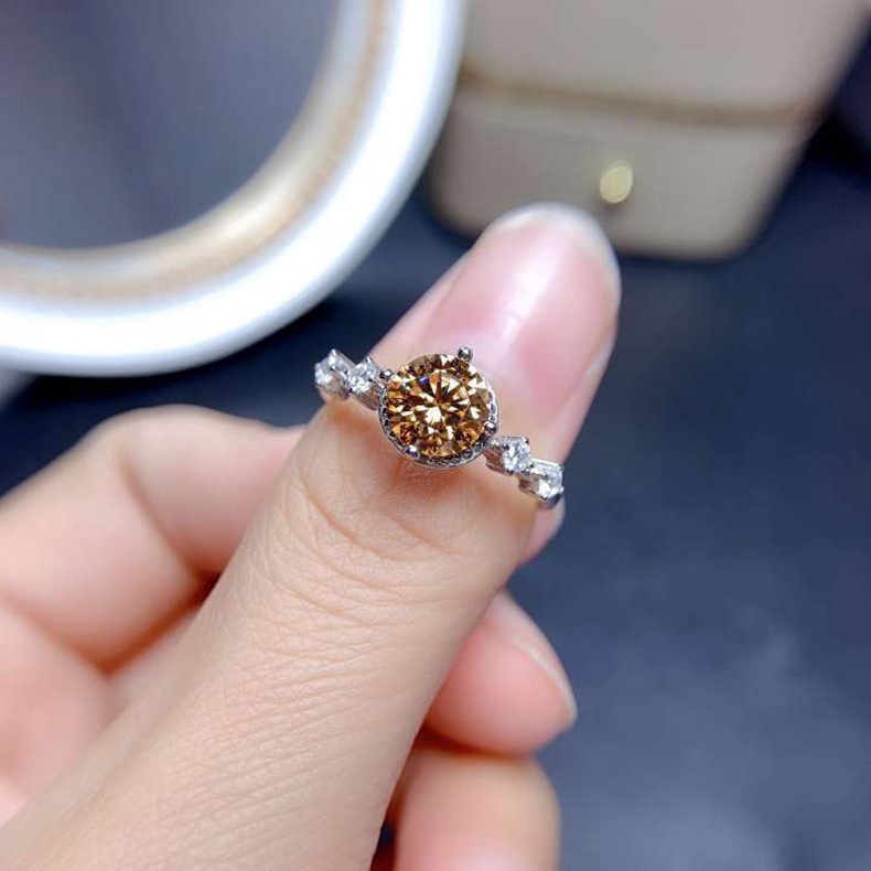 Nhẫn Moissanite Moissanite Tám Trái Tim Mũi Tên Carbon Cao Pt950 Cho Nữ-JHS3-A
