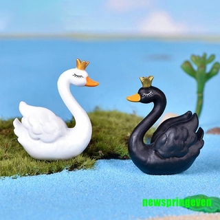 Mô Hình Hồ Ngỗng Trắng Đen Trang Trí Sân Vườn