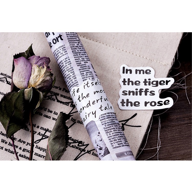 Hộp 46 miếng sticker mẫu báo trắng đen newspaper