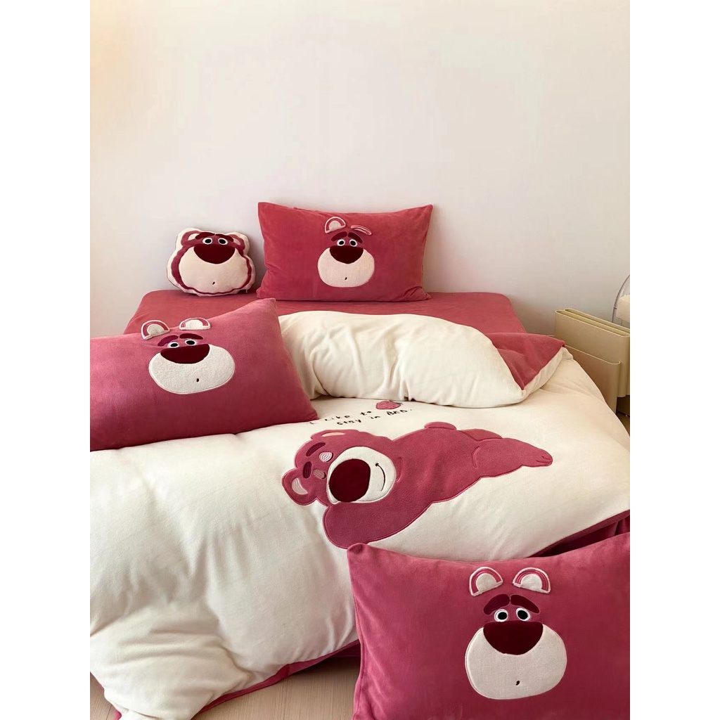 Bộ chăn ga nỉ nhung Disney 5 món, tặng kèm gối gấu so cute