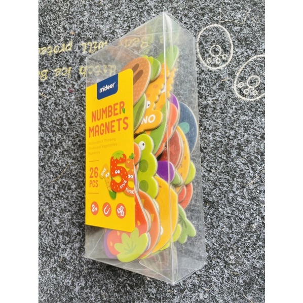 Mideer Magnet Letters- Bảng chữ cái nam châm hình các con vật bằng tiếng Anh cho bé học chữ