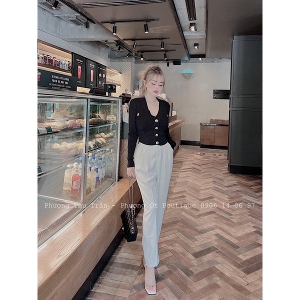 Áo len tăm cổ V khuy B vàng dáng dài tay thu đông