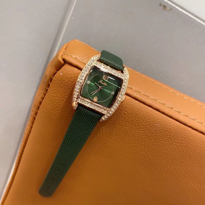 Đồng hồ nữ cao cấp