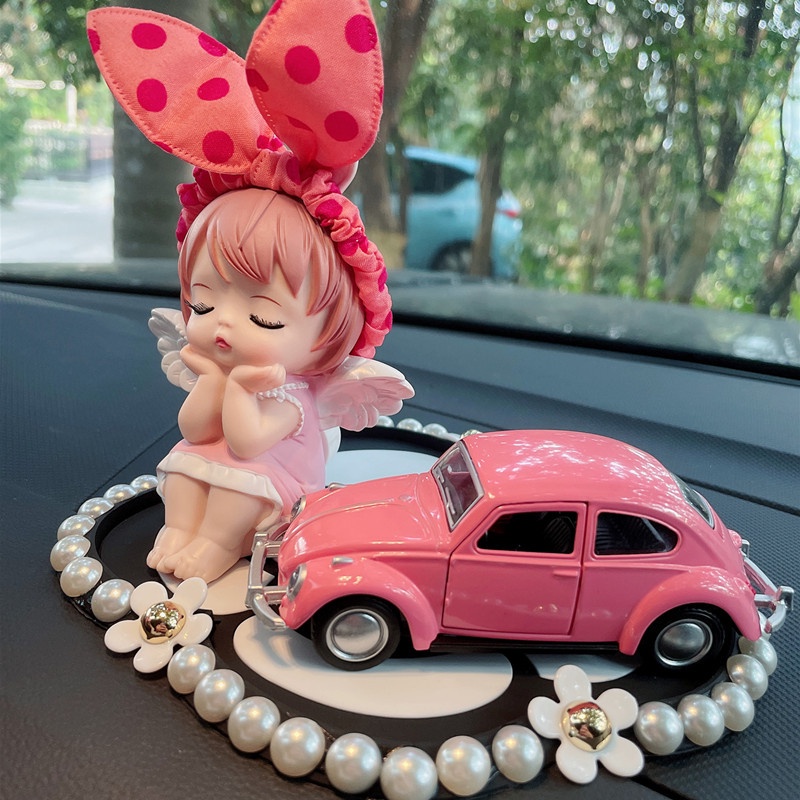 Trang trí taplo xe ô tô hình búp bê Anime dễ thương