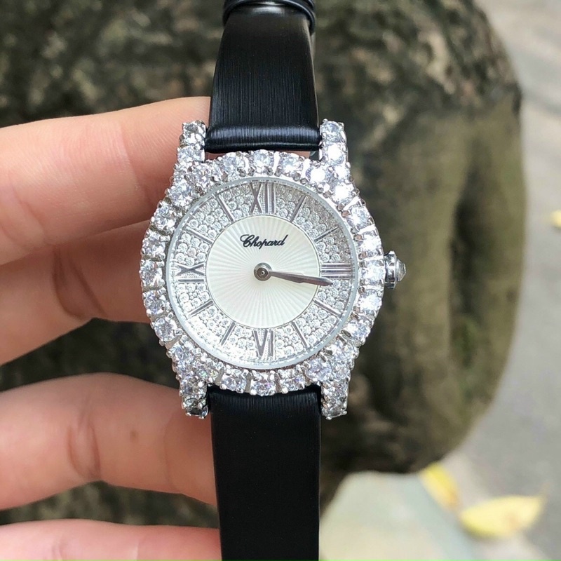 ĐỒNG HỒ NỮ C h o p a r d Size 32mm MÁY PIN NHẬT BẢO HÀNH 18 Tháng