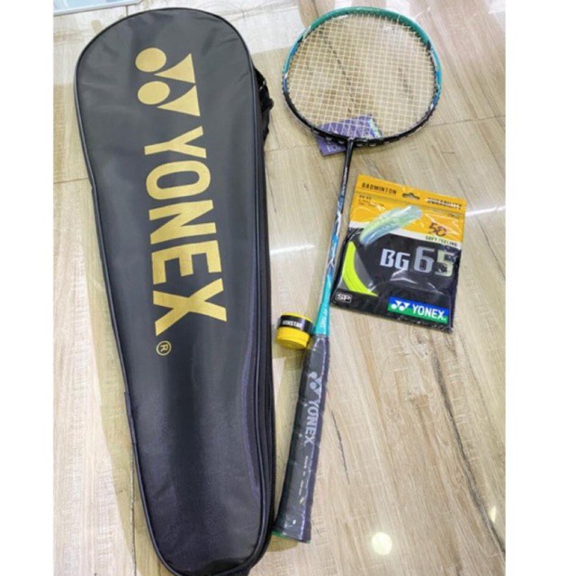 ↂ1 Vợt cầu lông Yonex cao cấp 100% Cacbon đan dây tốt 9,5kg kèm 3 món quà - loại xịn