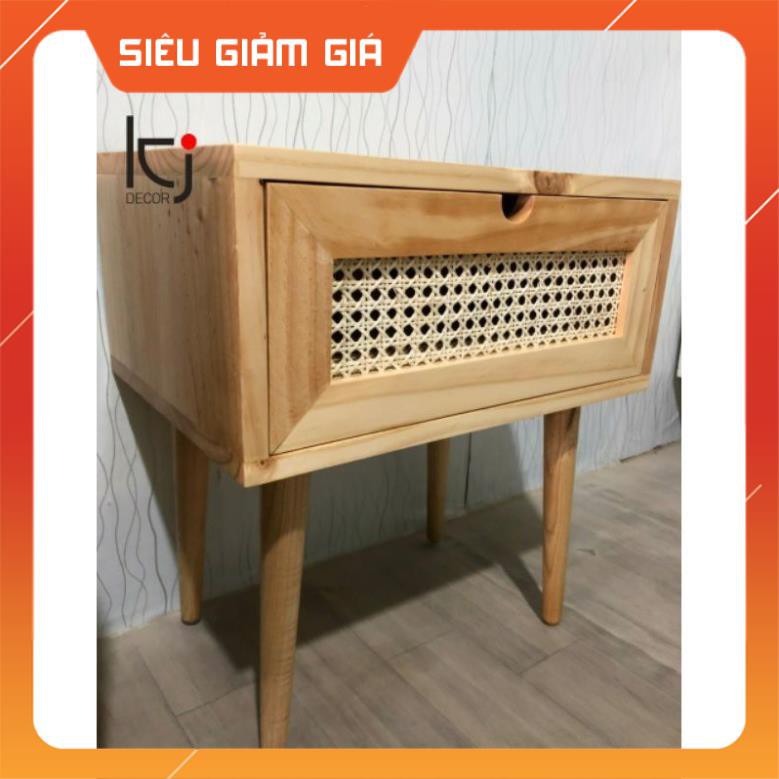 KỆ/TAB ĐẦU GIƯỜNG GỖ THÔNG NHẬP PHỐI MÂY ĐAN MẮT CÁO (Giá Xưởng)