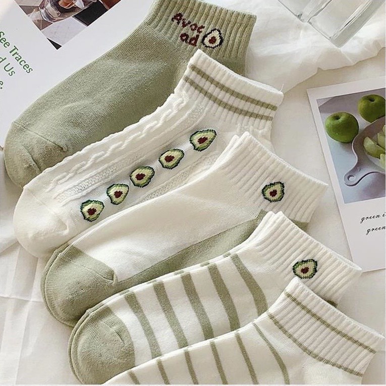 Set 5 đôi tất nữ cổ ngắn màu xanh bơ họa tiết dễ thương, chất liệu cotton, thấm hút mồ hôi