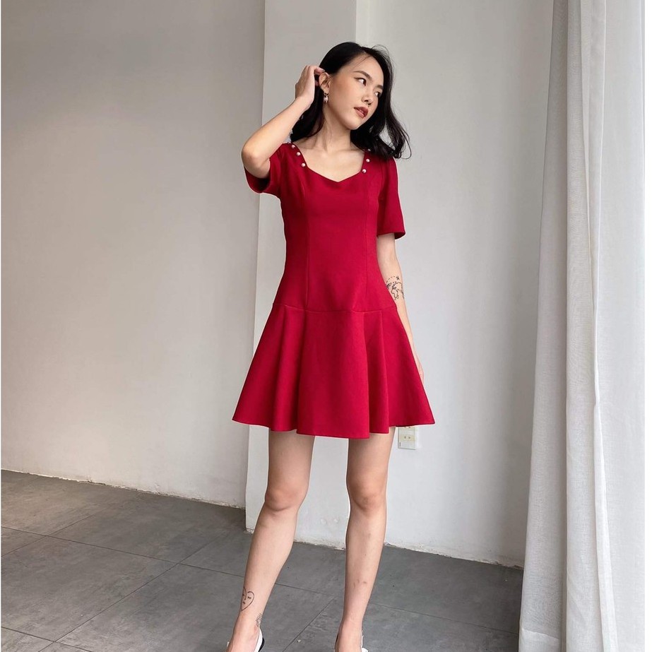 Đầm Xếp Li Cổ Vuông Dáng Xoè EDINI - D1219 | BigBuy360 - bigbuy360.vn