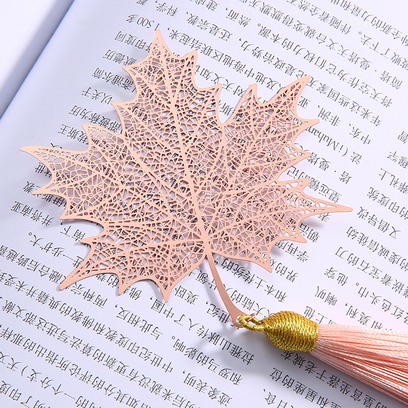 Dụng Cụ Đánh Dấu Sách Bằng Kim Loại Hình Lá Phong Sáng Tạo